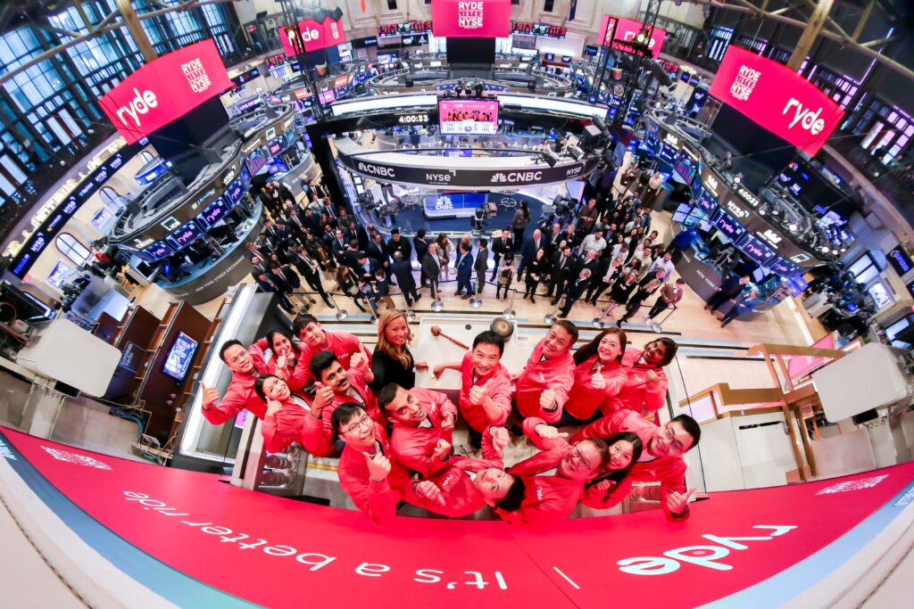 Ryde CEO and Founder Terence Zou rings the New York Stock Exchange Closing Bell on April 4, 2024 in celebration of its successful listing on the NYSE. Photo credits: NYSE